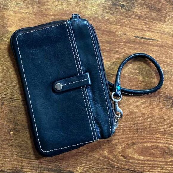 Fossil Wristlet Black Leather - Picture 1 of 7